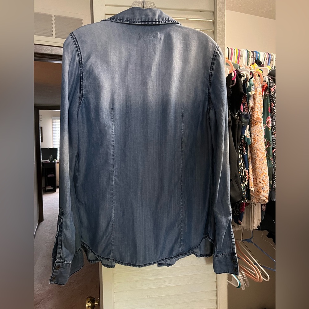 Guess Jean button down - Picture 3 of 3